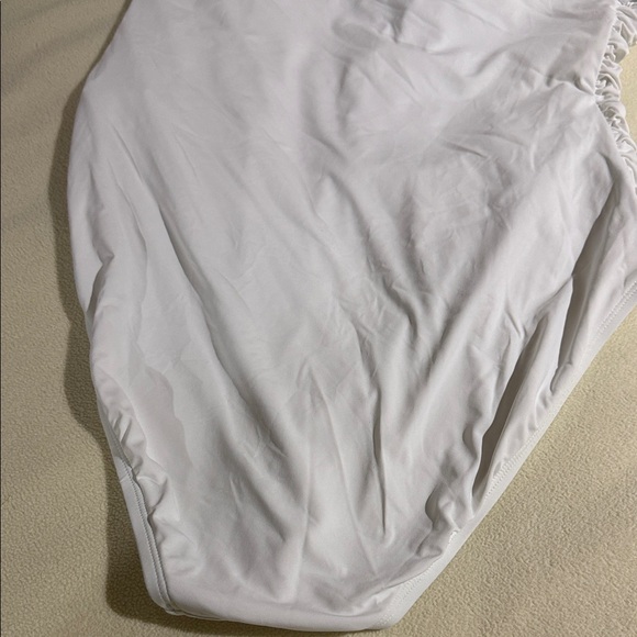 Lilly Pulitzer Elegant White Halter One Piece resort white 14 - Picture 7 of 10